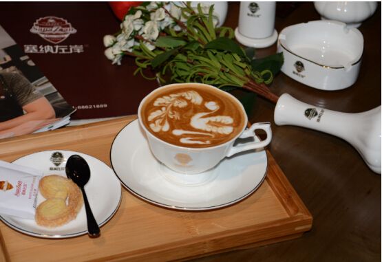 咖啡杯竟影響咖啡口感，你選對杯子了嗎?